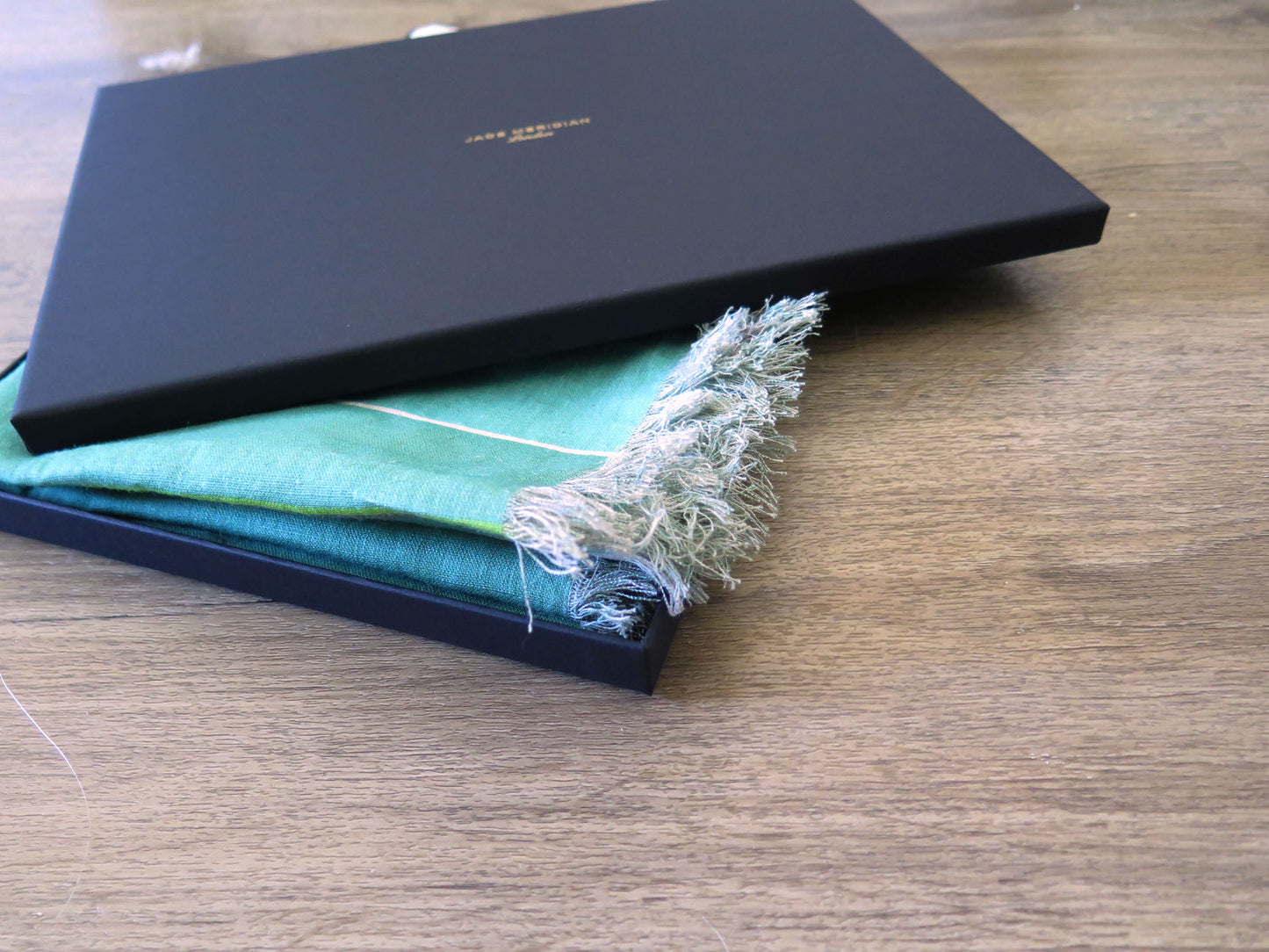 Syros | Narrow Linen Wrap